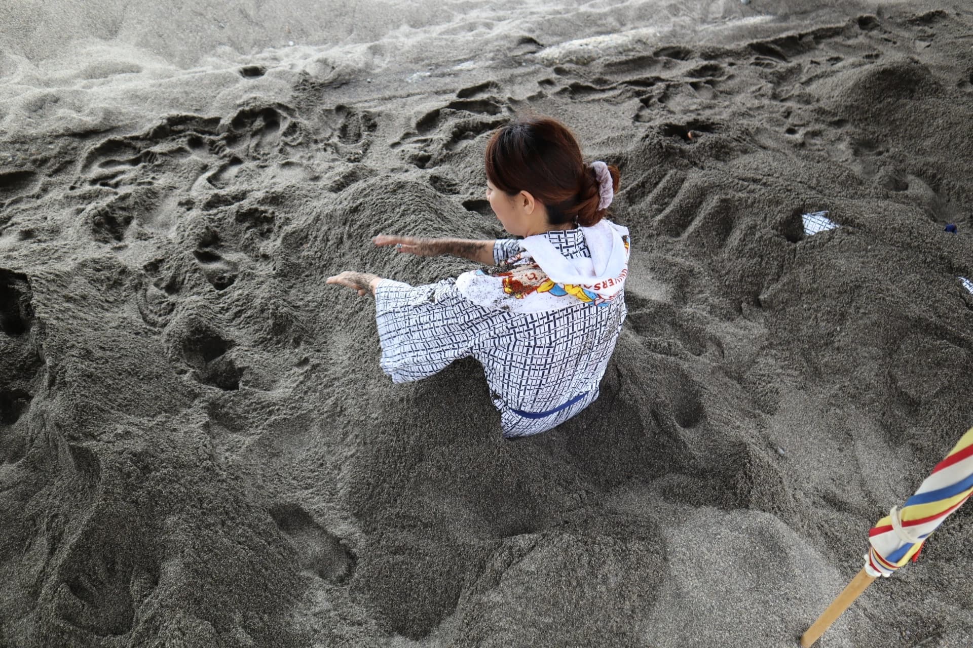 Saraku Sand Bath